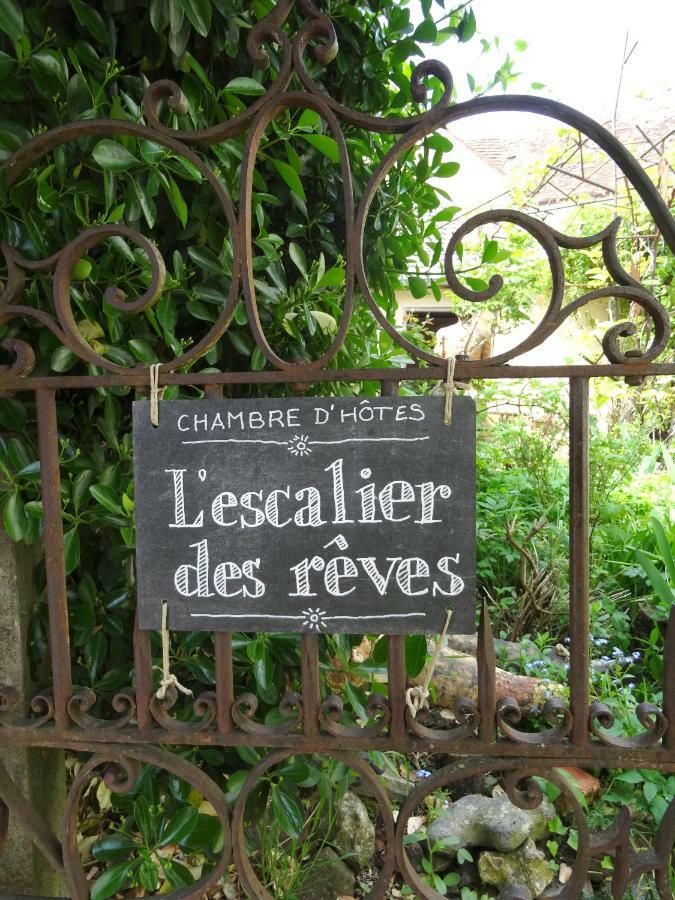 皮伊赛地区圣索沃L'Escalier Des Reves住宿加早餐旅馆 外观 照片